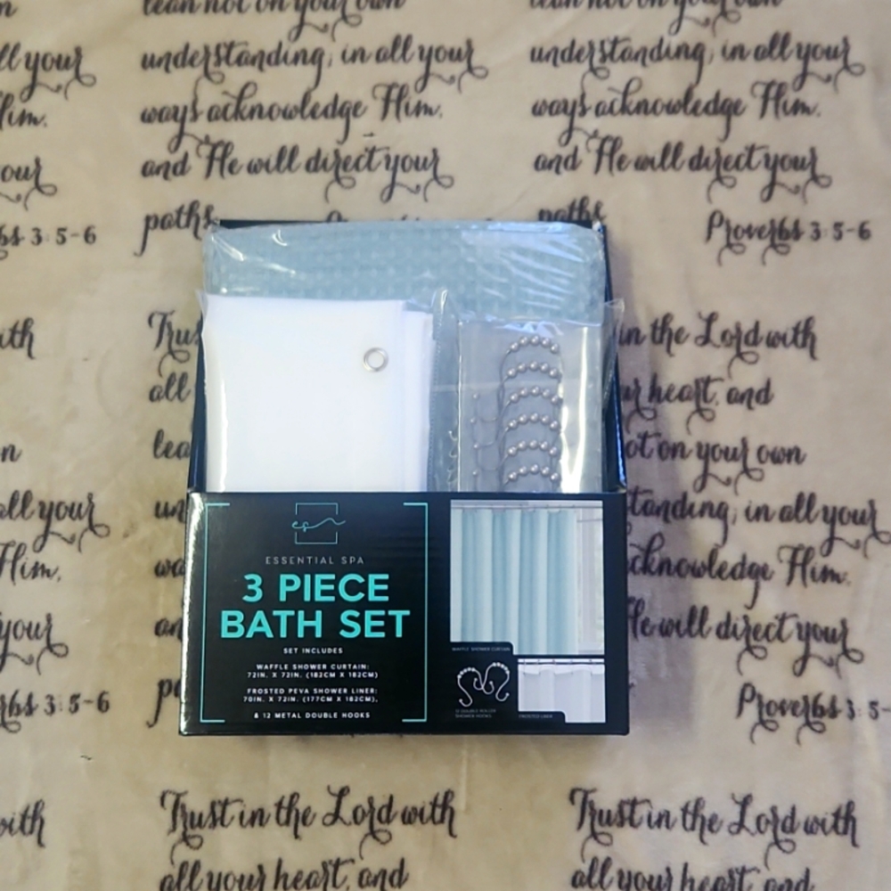 3 piece bath set never used